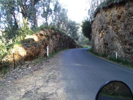 Oz-2 068RoadCut.JPG